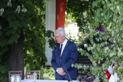 IMG_7040 IMG_7040